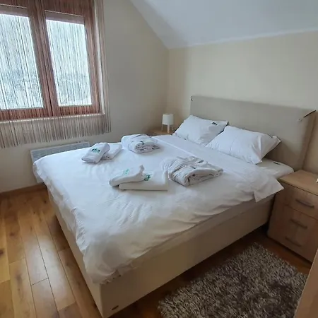 4you Апартаменты *